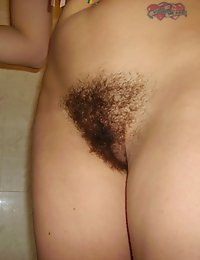 french hairy pussy pissing