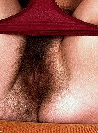 hairy teens orgasm