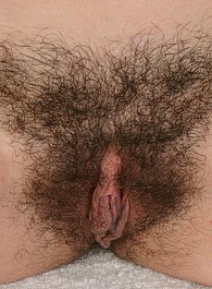 seattle hairy girls