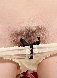 mature hairy twat