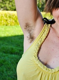hairy girls peeing