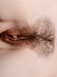 hot teen shaves hairy pussy