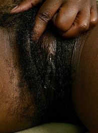 close up hairy cunt