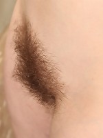 pissing hairy pussy
