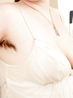 Bianca Debbie Atk Hairy