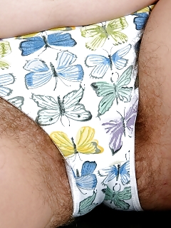 Gina Hairy Greek Girls