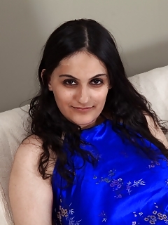 Rani Red Hairy Wet Cunt