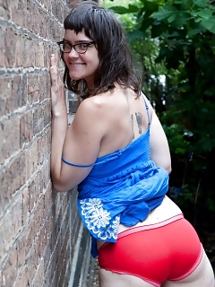 Mona Sexy Legs And Hairy Pussy